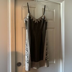 Moulinette Soeurs Silvergold and Cream Lace Mini Dress